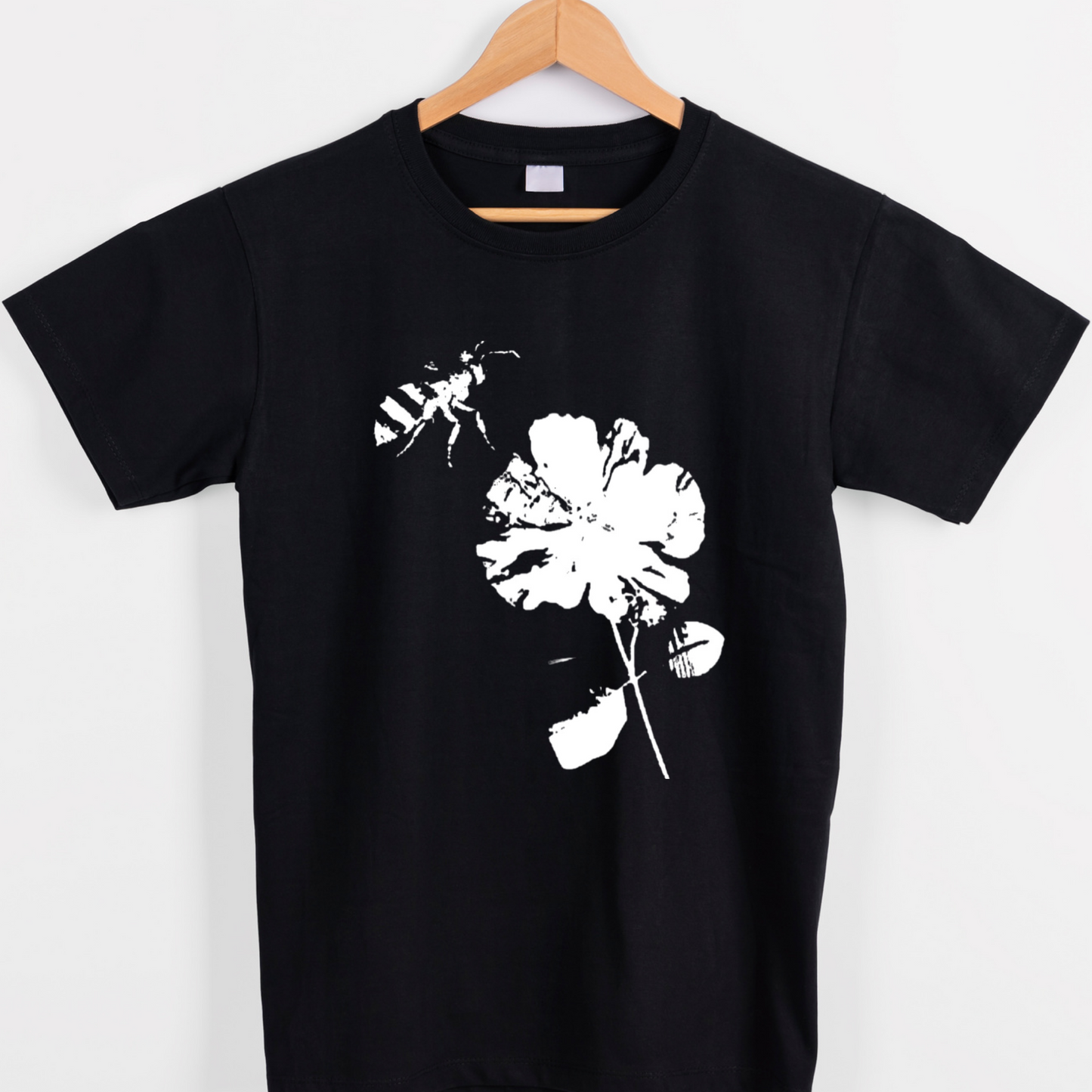 Bee’s and Flowers sketch graphic unisex